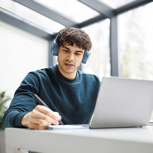 Onze studiezalen openen voor de examens